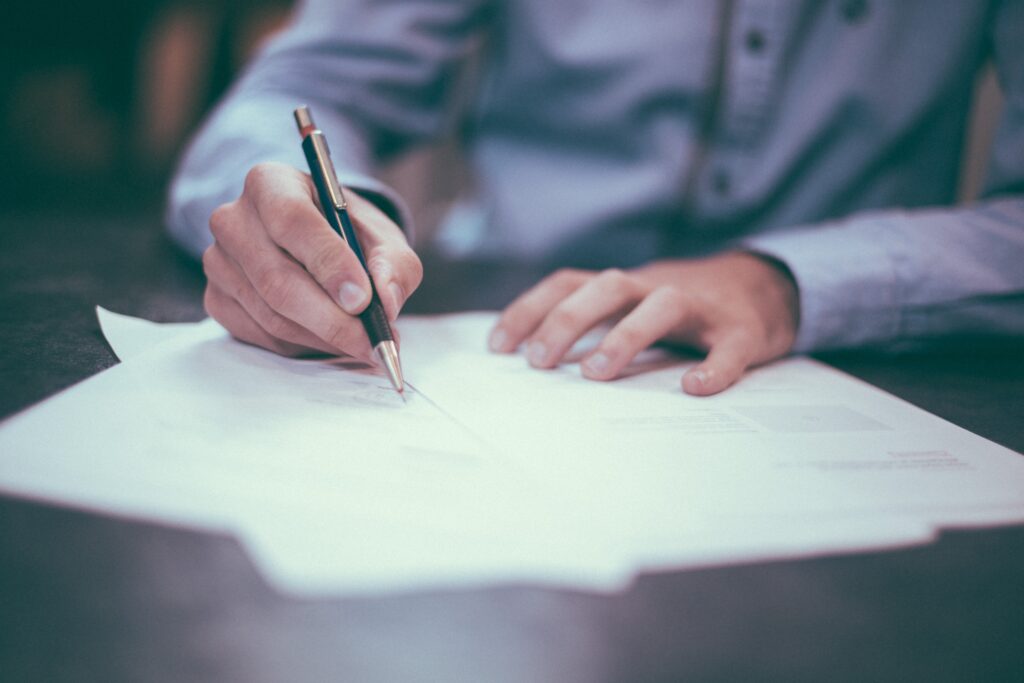 Navigating the Stock Market: Tips for Investing