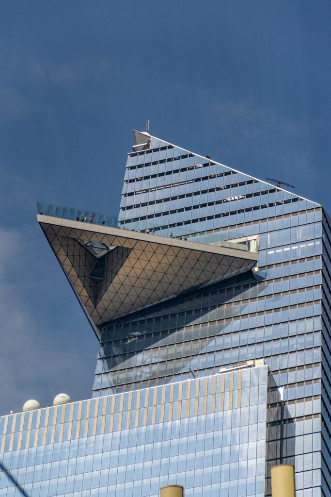 Understanding Edge Computing: Key Topics Covered in the Article