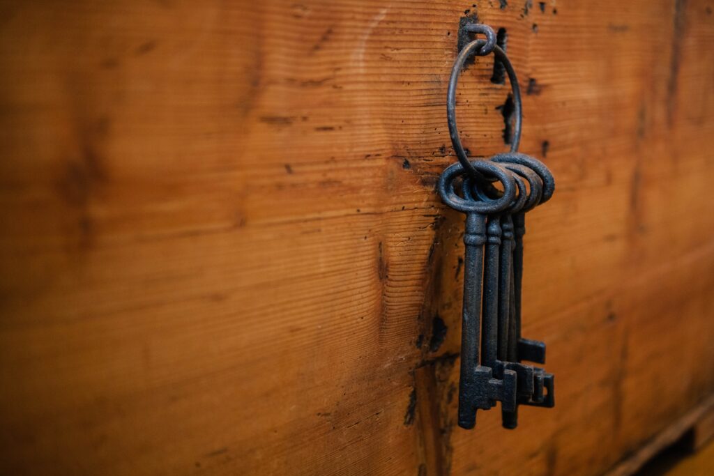 Employee Retention: Retaining Key Talent During And After The MA Process.
